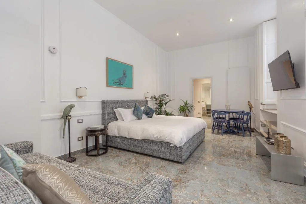 Deluxe Apartment — Duomo Smart Suites