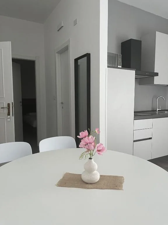 Appartamento Deluxe — Poggio Al Lago Apartments & Rooms