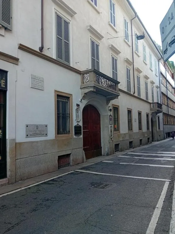 Appartamento - Dependance - Via Morigi 8 — Hotel Santa Marta Suites