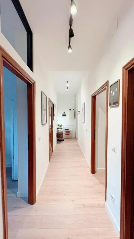 Apartment — Exclusive & Cosy 3-Bedroom apartment by San Siro Stadium & Metro