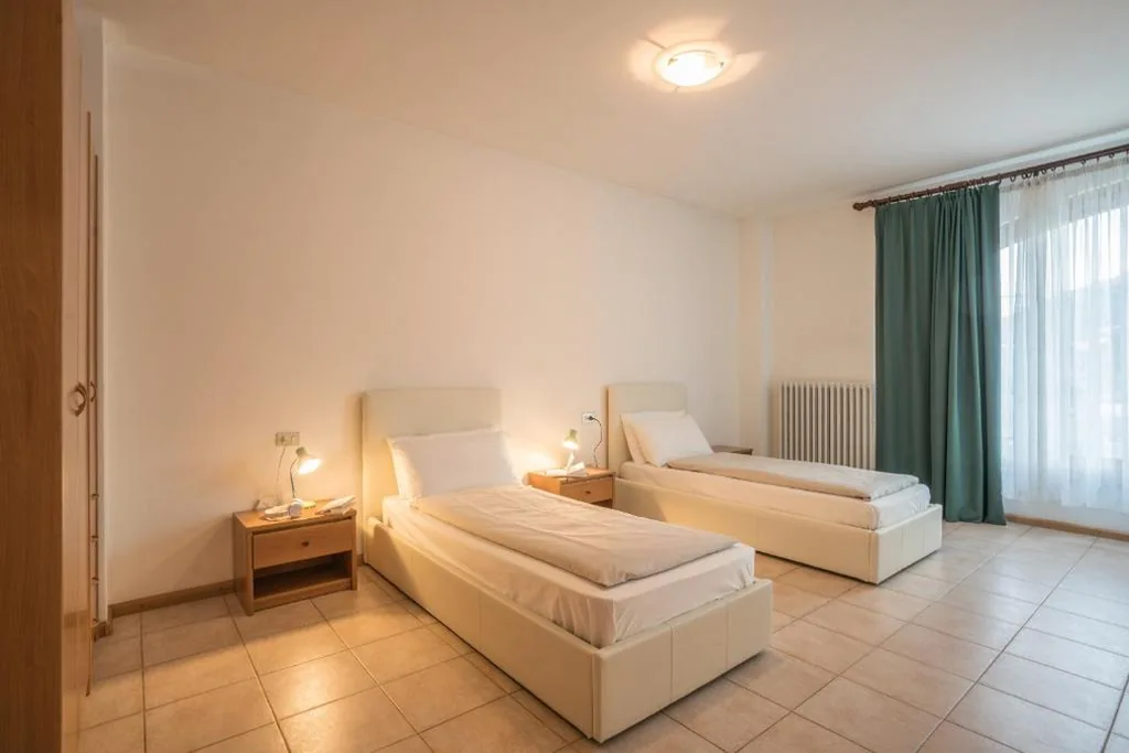 Executive 1-Bedroom Apartment with Balcony — Residence Fior d’Alpe