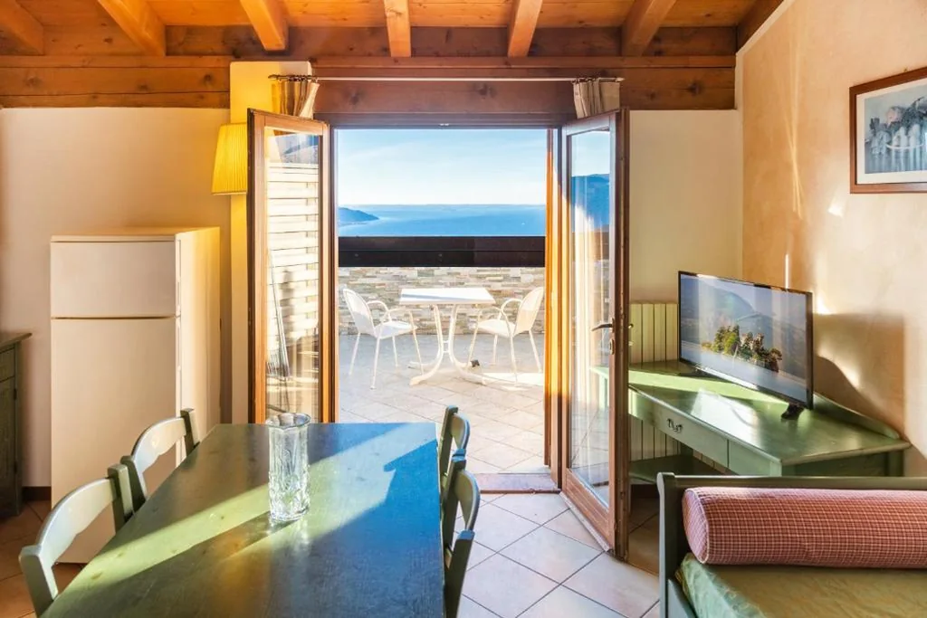 Superior Attic Apartment with 2 Bedrooms and Lake View — Hotel Residence Panorama La Forca, GTSGroup