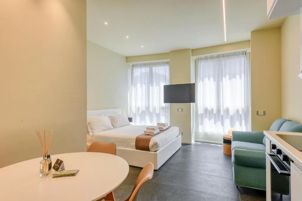 Studio Apartment with 1 Double Bed — MILAN ROYAL SUITES LUXURY P.ZZA DELLA REPUBBLICA