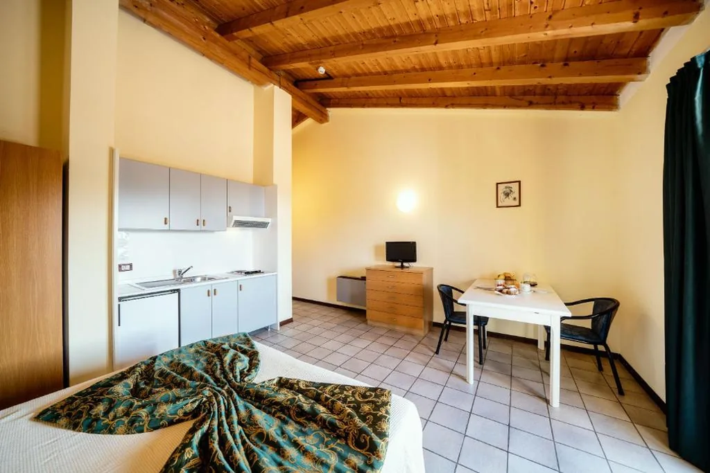 Studio Apartment — Hotel Residence Campi