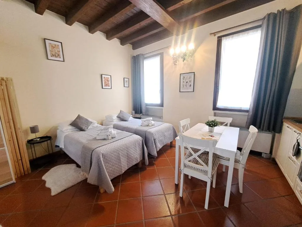 Appartamento Monolocale — Monolocale Deluxe Anita Abbadesse Guest House M3-M5 Zara