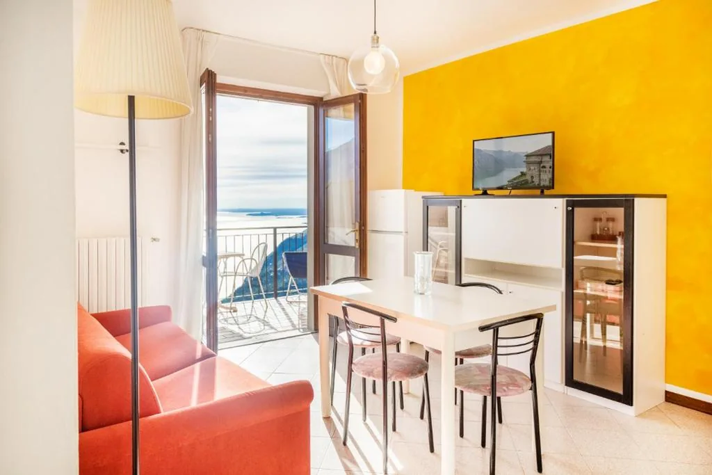 Standard 1-Bedroom Apartment with Lake View — Hotel Residence Panorama La Forca, GTSGroup