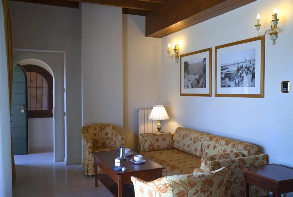 Appartamento su 2 Livelli — Apartments Golf Bogliaco