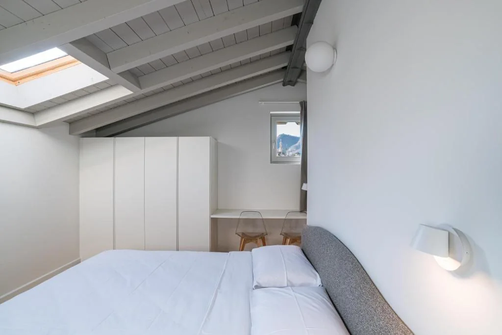 Appartamento Suite — Le Dimore – Como City Center – Boutique apartments near Lake, Train and Bus Stations