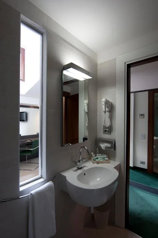 Arli Hotel Business and Wellness — foto 3