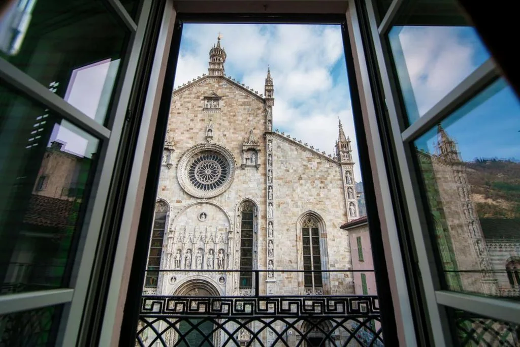 Aurum – Como Luxury Suites