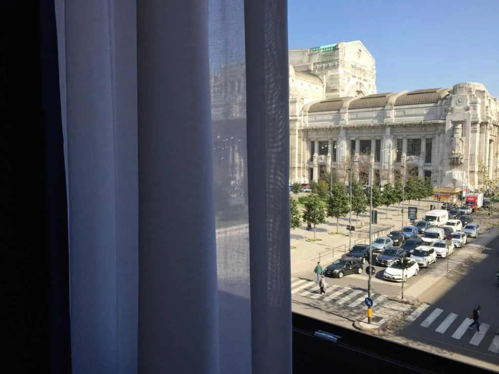AV Hotel Milano