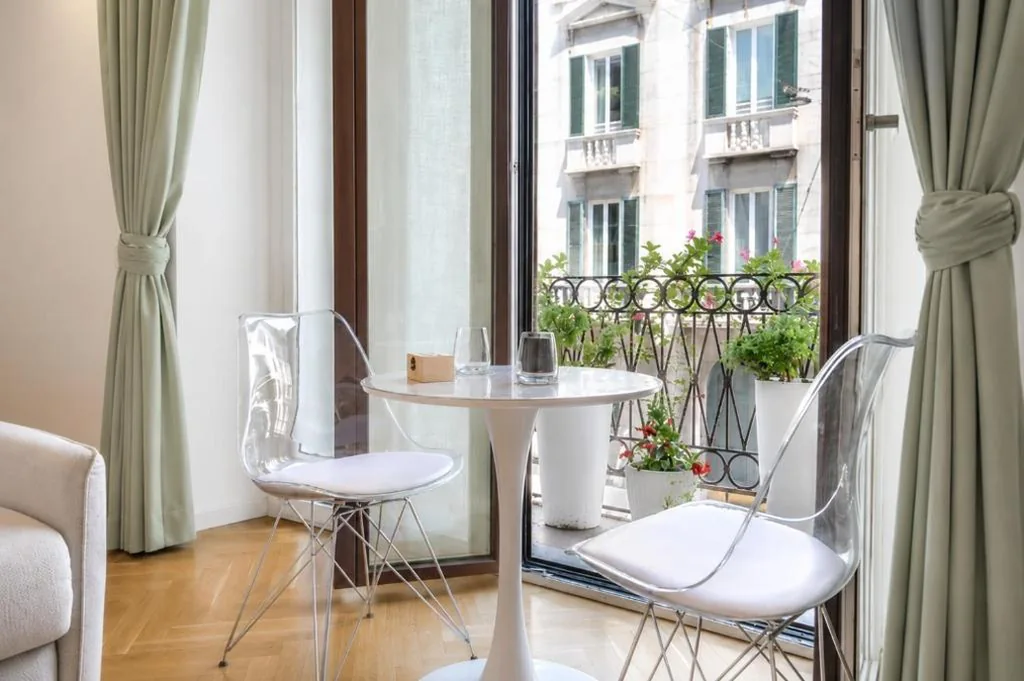 B and G San Babila- Luxury in the heart of Milano – Design district — foto 4