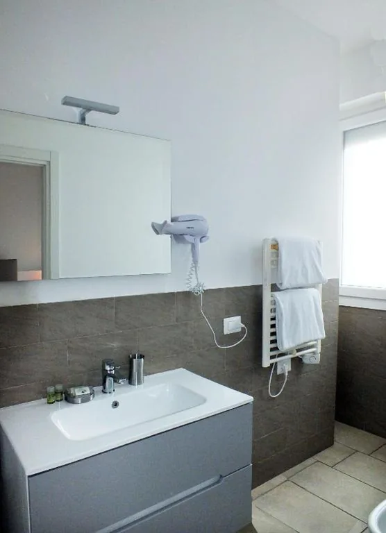 BB Hotels Aparthotel Visconti — foto 3