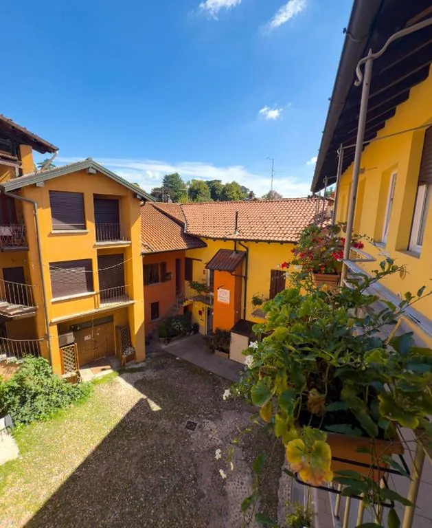 BelSorrisoVarese – Hotel & Residence – Private Parking – Reservation Required — foto 4