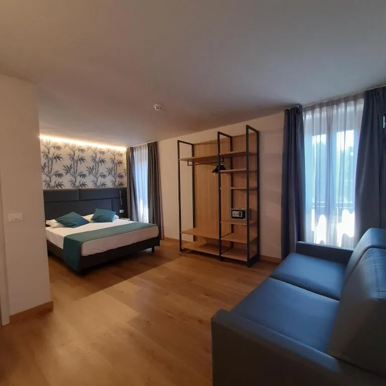 Bike Hotel Touring Gardone Riviera & Wellness