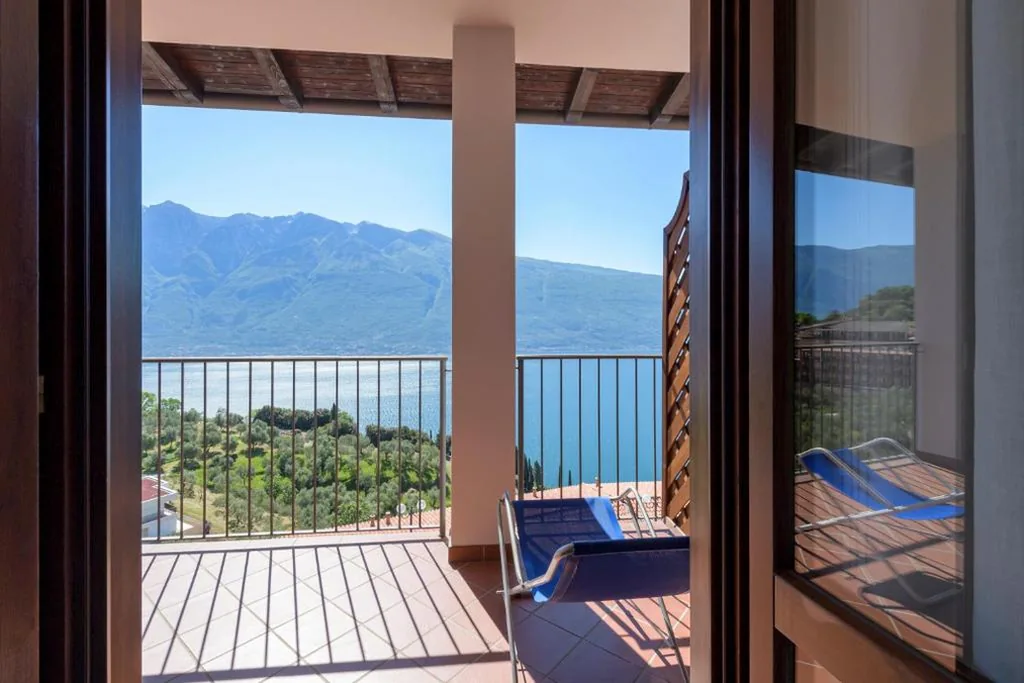 One-Bedroom Apartment with Lake View — Residence Ruculì – Ruculì Hospitality
