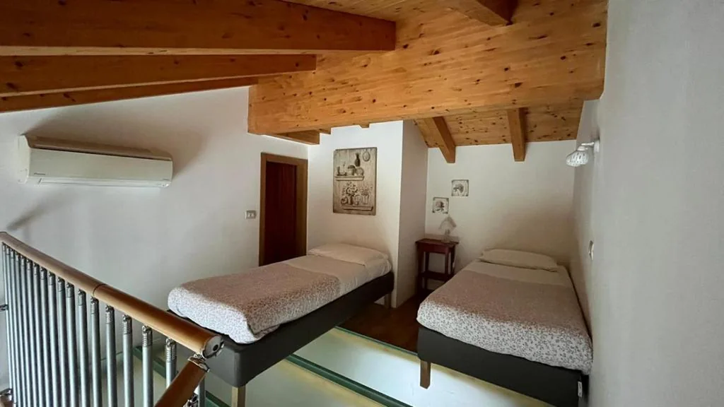 Bombyx Inn