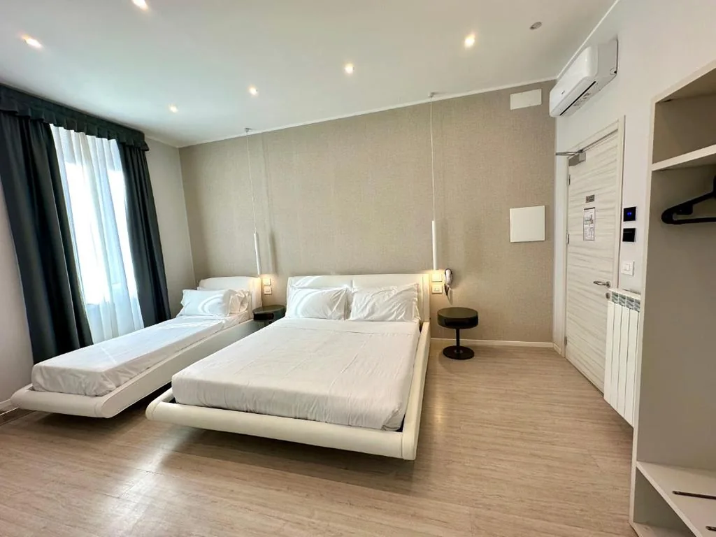 Cadorna Luxury Hotel