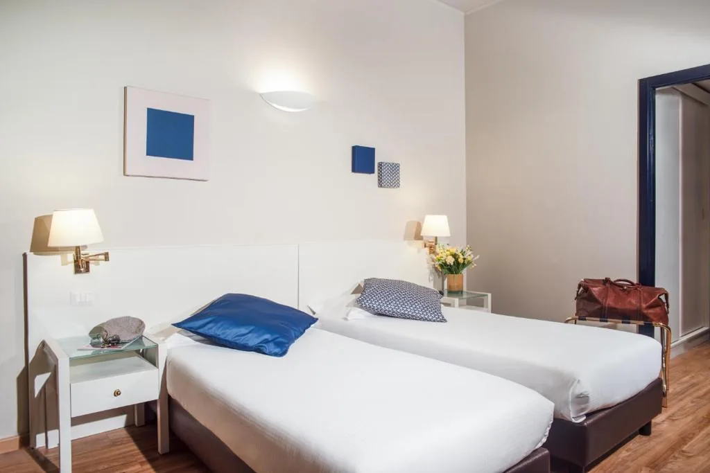 Classic Double Room with Twin Beds — Hotel Oro Blu
