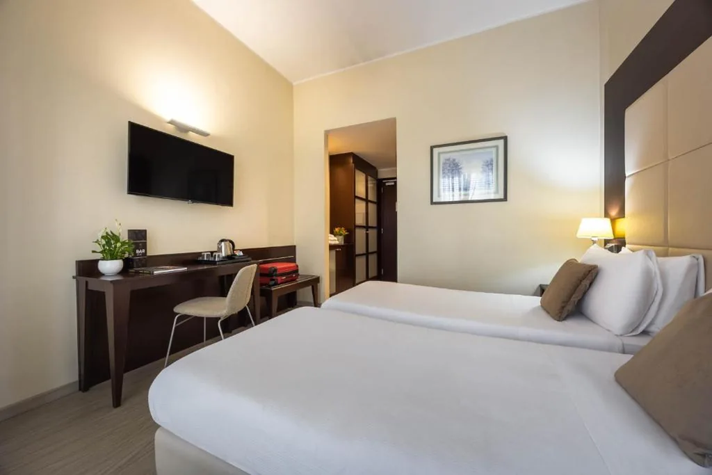 Camera Classic Doppia con Letti Singoli — iH Hotels Milano Watt 13