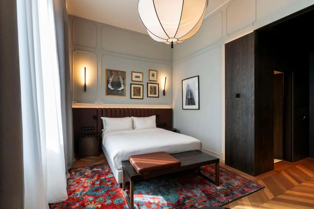 Camera Collection con Vista Corso Italia — Palazzo Touring Club Milan, A Radisson Collection Hotel