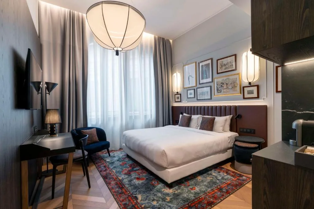 Camera Collection — Palazzo Touring Club Milan, A Radisson Collection Hotel