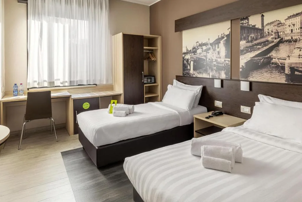 Camera Comfort Doppia con Letti Singoli — B&B HOTEL Milano Portello