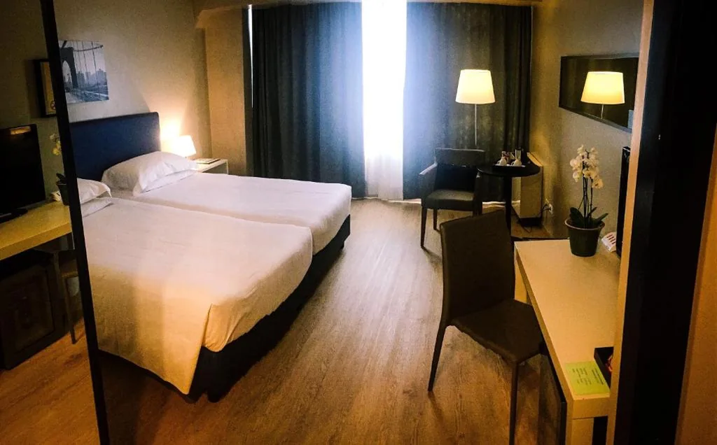 Comfort Twin Room — Hotel Blaise & Francis