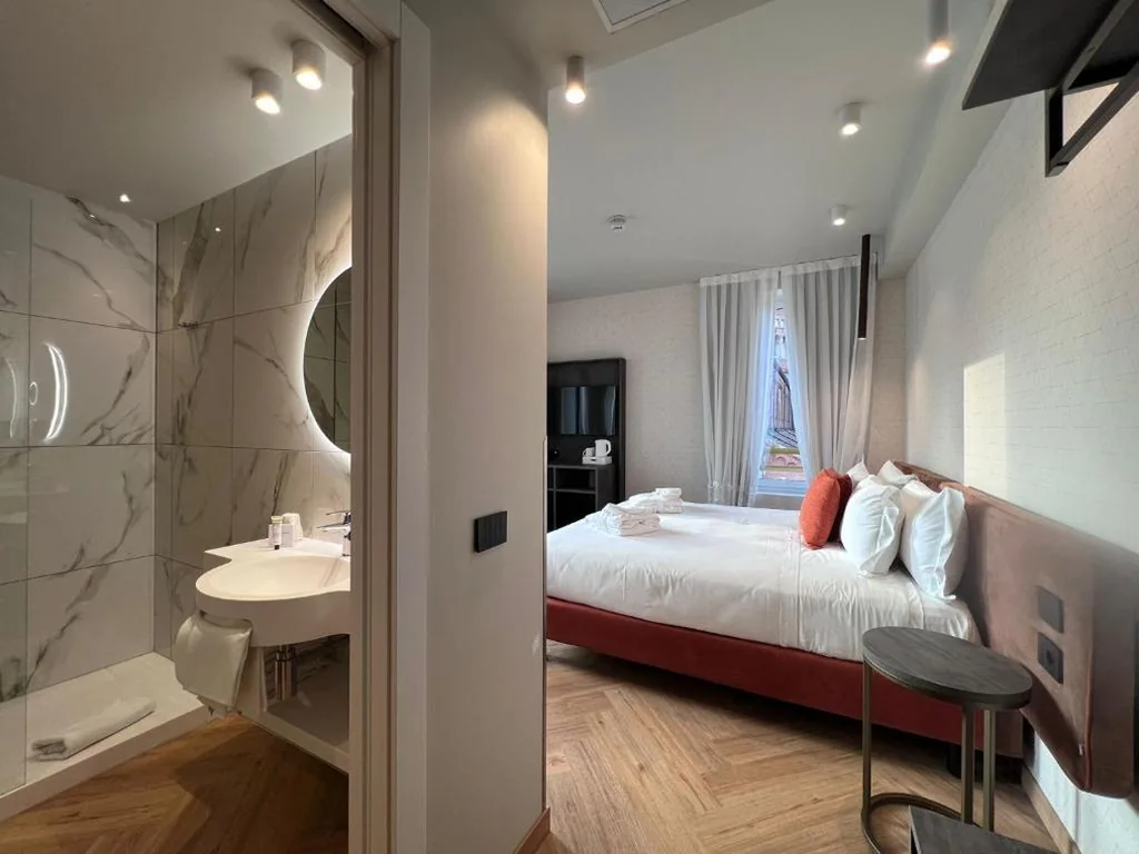 Comfort King or Twin Room — Best Western Madison Hotel