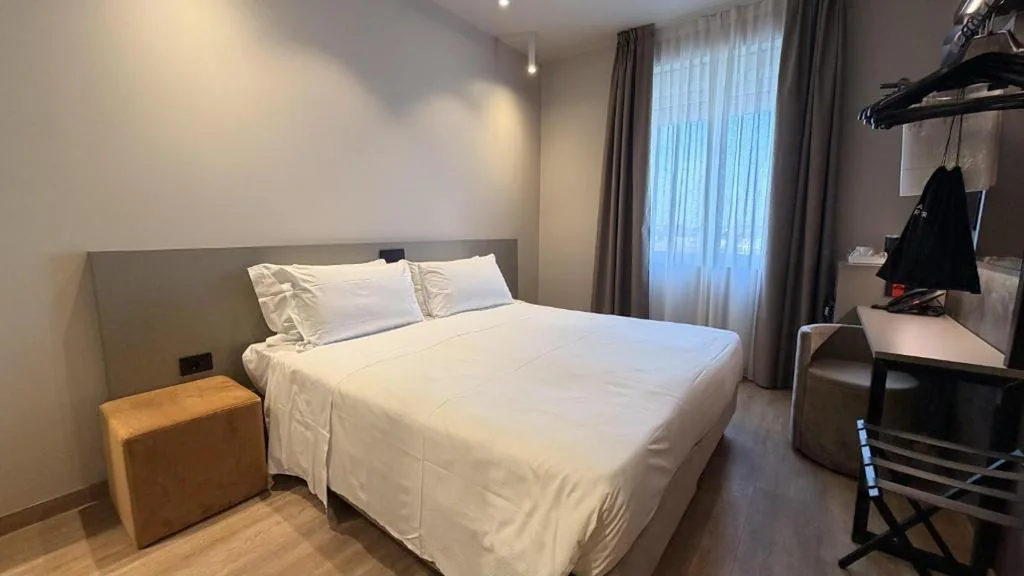 Camera Comfort King o Doppia con Letti Singoli — Hotel Astoria Sure Hotel Collection By Best Western