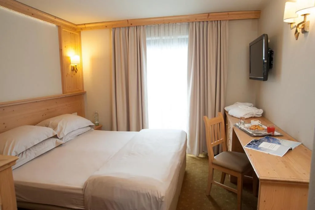 Comfort Double/Twin Room — Alexander Charme Hotel