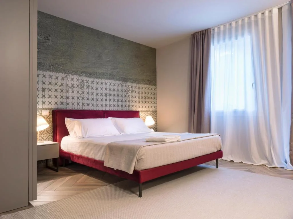 Deluxe Room — Bed & Breakfast LA HOME and Apartments