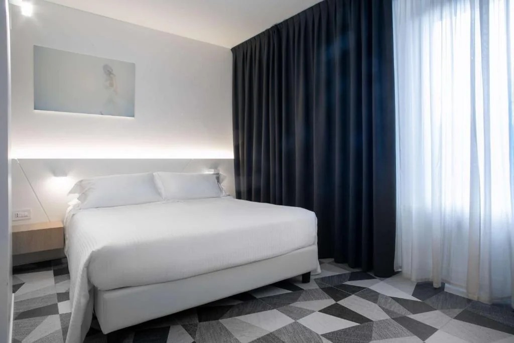 Deluxe Room with 1 Queen-Size Bed and 1 Single Bed — Hotel Cappello D’Oro, BW Signature Collection