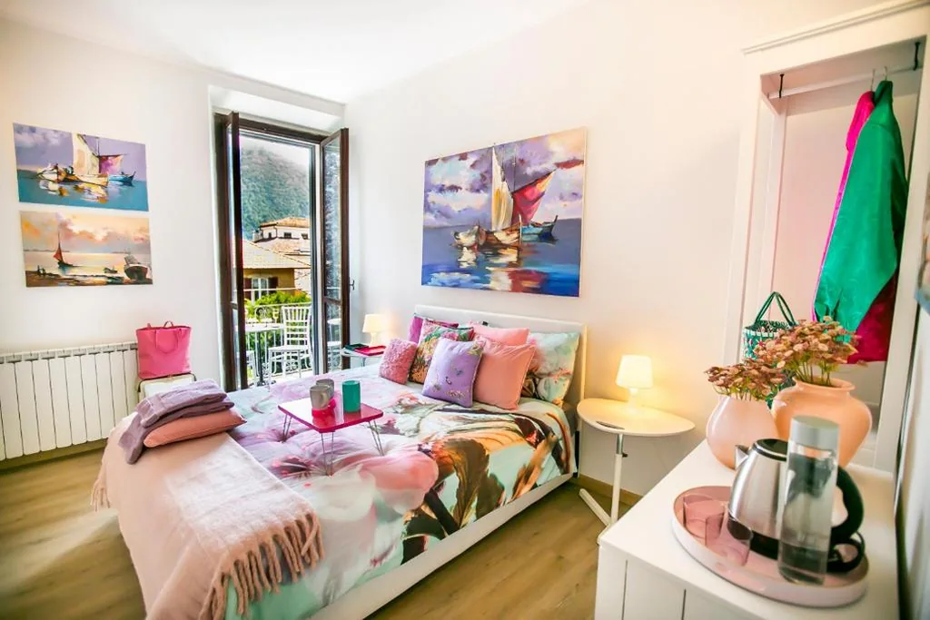 Deluxe Room — Dimora Vico