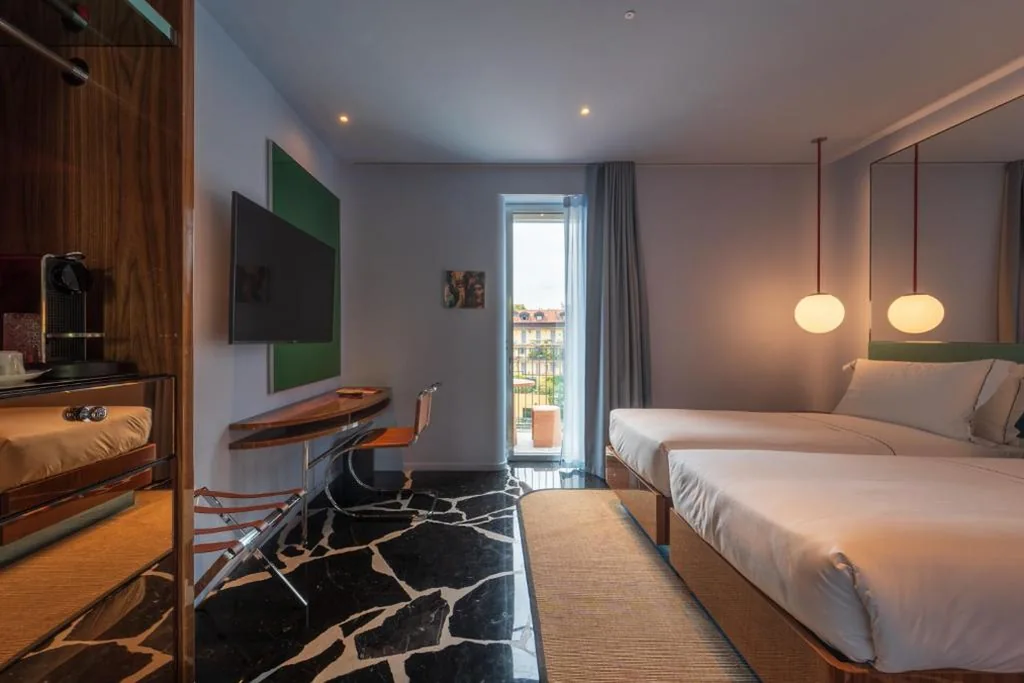 Deluxe Double Room with Twin Beds — Hotel Calimala Milano