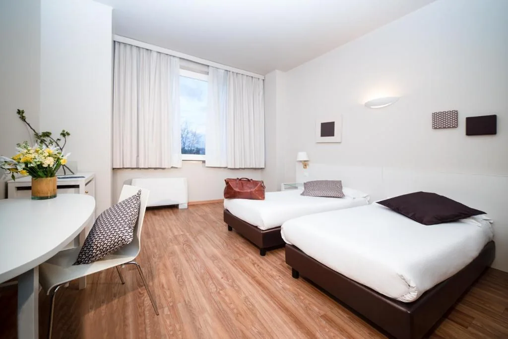 Deluxe Double Room with Twin Beds — Hotel Oro Blu