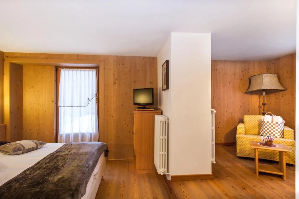 Camera Deluxe — Hotel Pedranzini