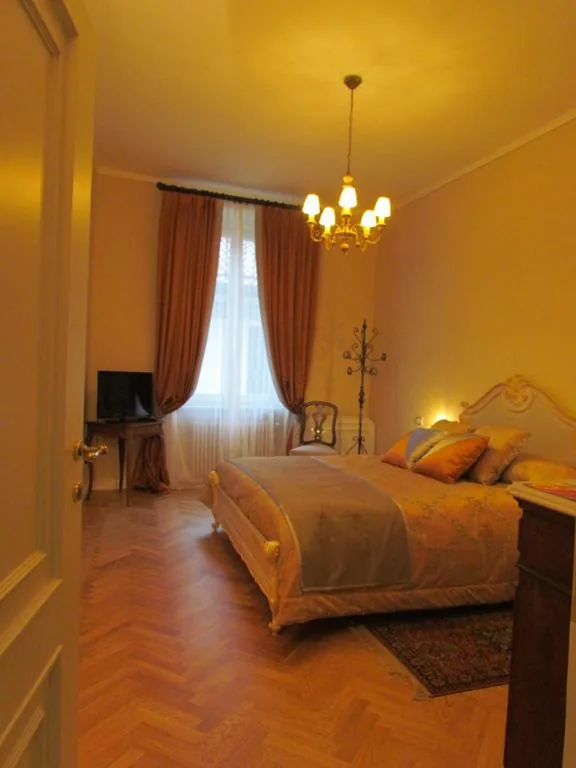 Deluxe Room — L’Approdo di Sant’Agostino