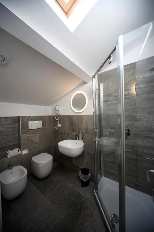 Deluxe Double/Twin Room — 32 BnB Camerecaffè