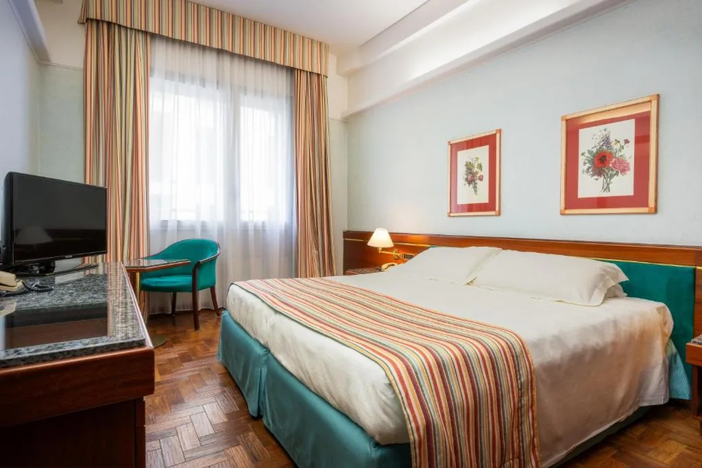 Deluxe Double Room/Twin Room — Hotel Crivi’s