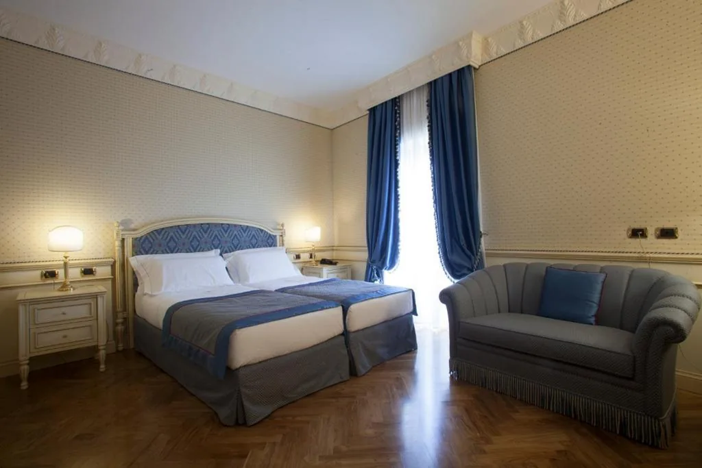 Deluxe Double Room with Single Beds — Hotel Marconi