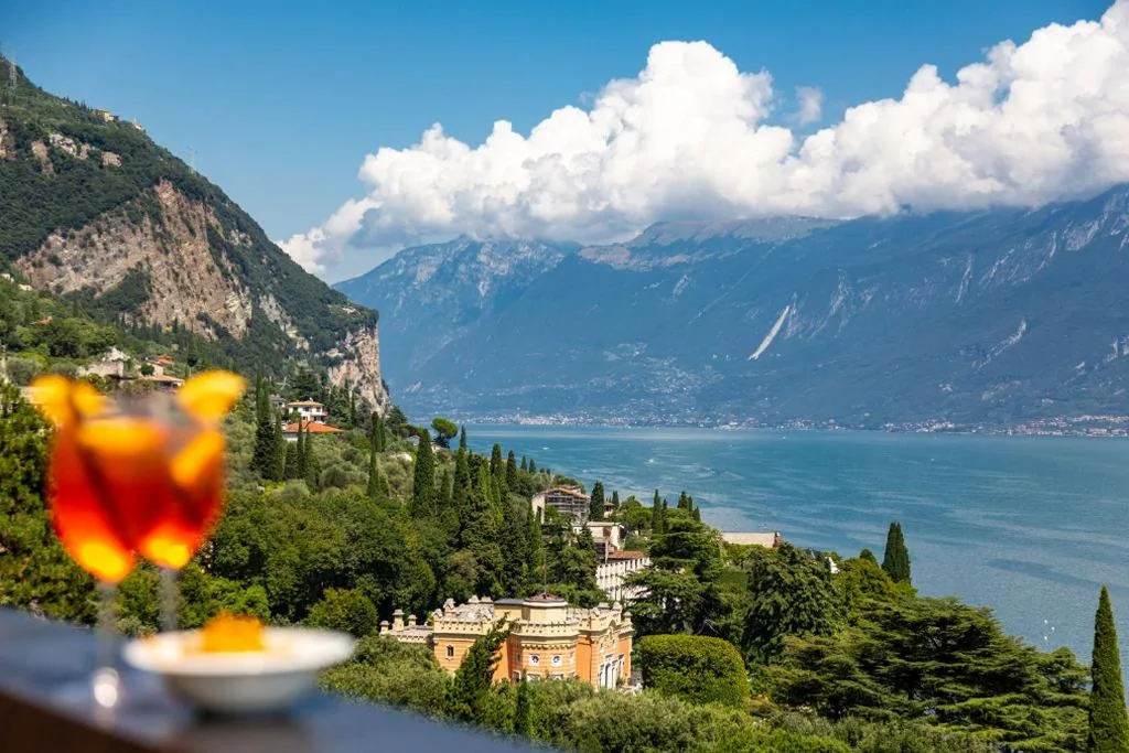 Camera Deluxe Matrimoniale/Doppia con Letti Singoli con Vista Lago — Hotel Meandro – Lake View