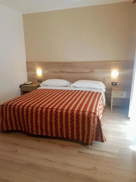 Deluxe Double/Twin Room — Hotel Pineta