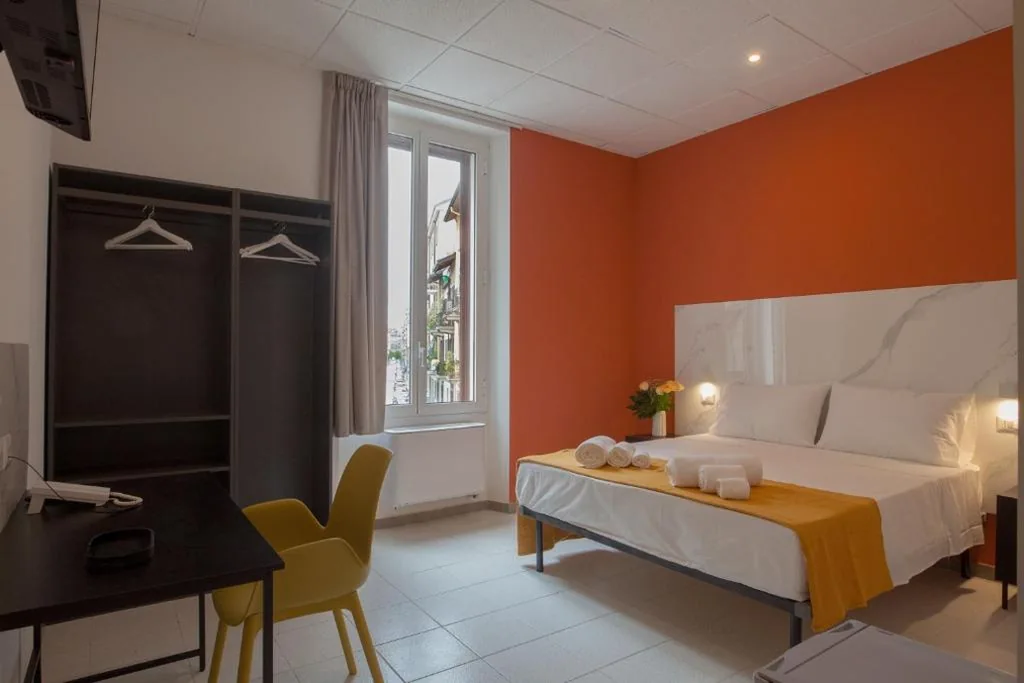 Camera Deluxe Matrimoniale/Doppia con Letti Singoli — RRRapido Hotel