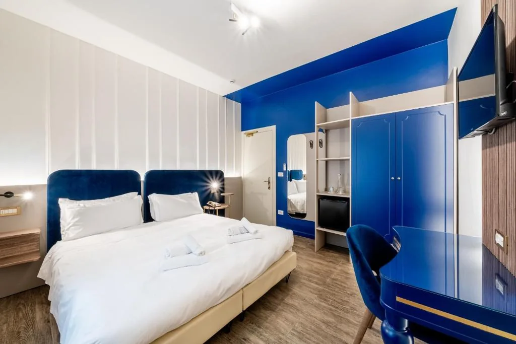 Basic Double Room without Balcony — Hotel Serenella