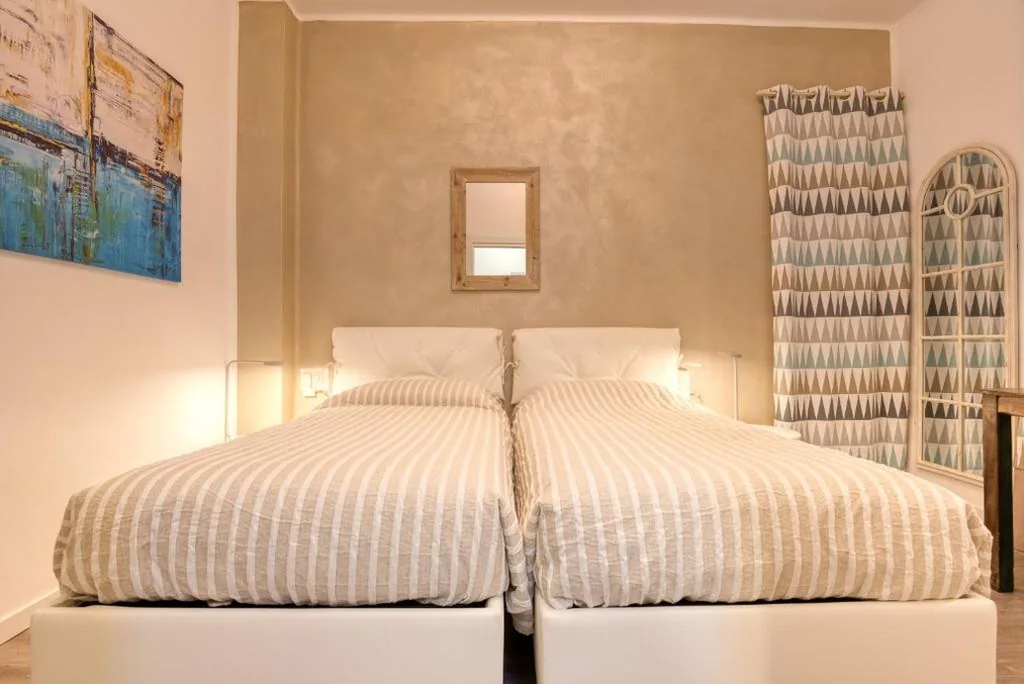 Twin Room with Private Bathroom — Maison Castelli