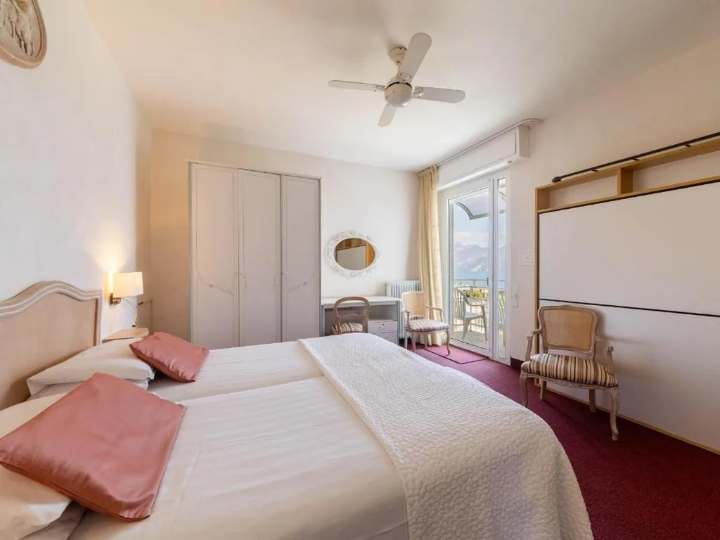 Double Room with Single Beds and Extra Bed — Hotel Riviera Panoramic Green Resort