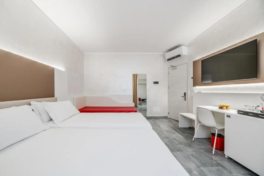 Twin Room with Garden View — Room Milano Navigli