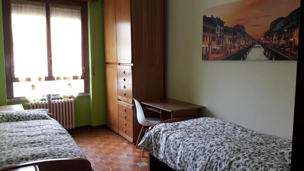 Camera Doppia con Letti Singoli e Bagno in Comune — Rozzano Humanitas Forum IEO