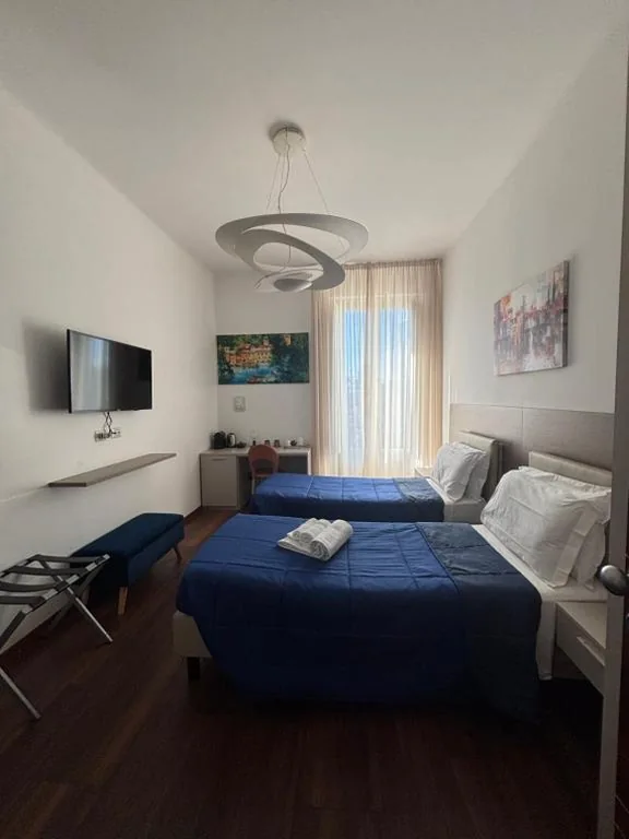 Twin Room — Enjoy Milano Skyline